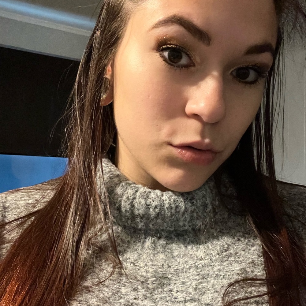 Meet your Posher, Melanie